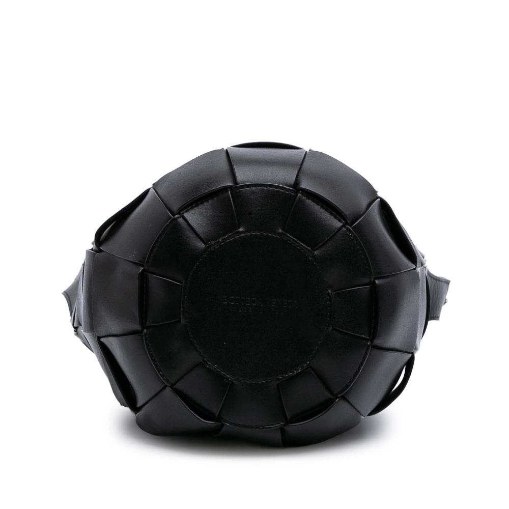 Bottega Veneta B Bottega Veneta Black Nappa Leather Leather Nappa Intrecciato Casette Lantern Bucket Italy
