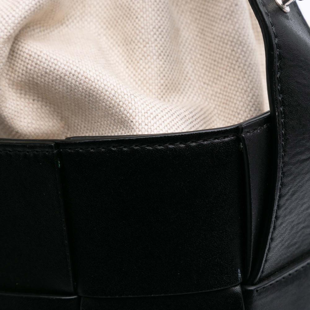 Bottega Veneta B Bottega Veneta Black Nappa Leather Leather Nappa Intrecciato Casette Lantern Bucket Italy