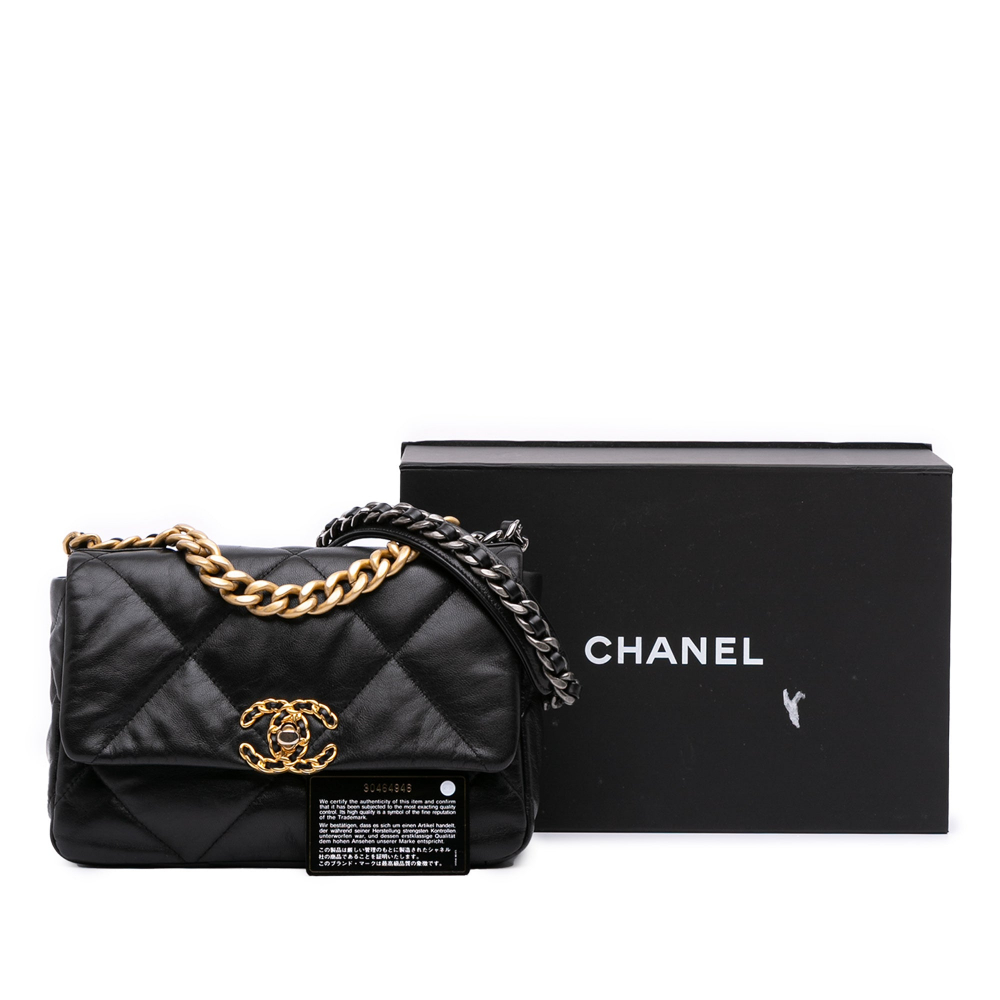 Chanel 19 Medium Lambskin Leather Matelassè Flap Handbag Black