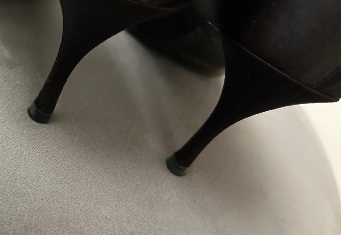 Roger Vivier Escarpins Fleur Strass aus Satin