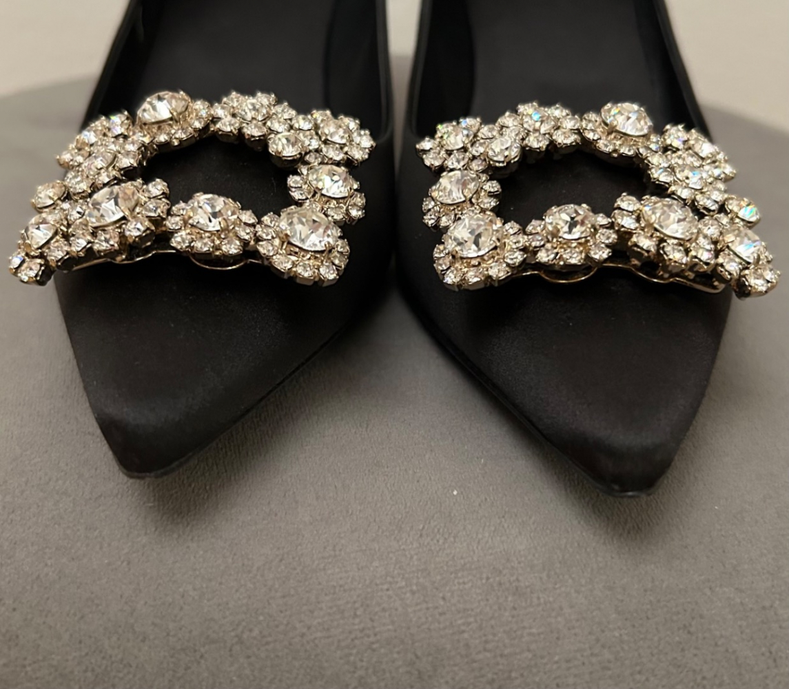 Roger Vivier Escarpins Fleur Strass aus Satin