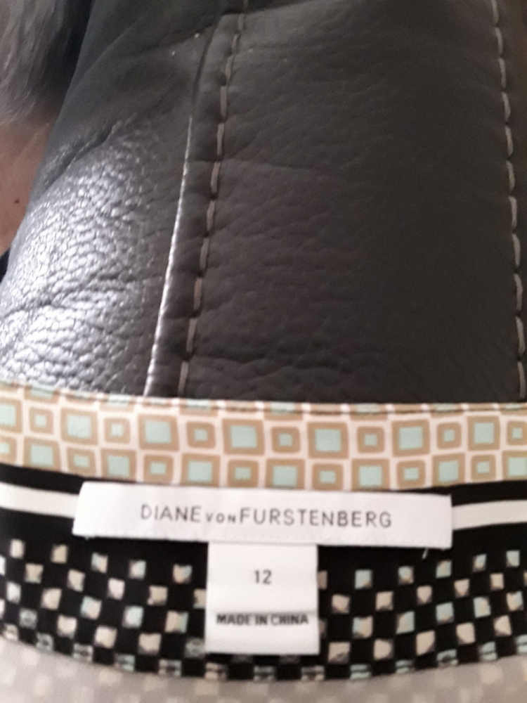 Diane von Furstenberg Kleid mit Schmuckapplikationen