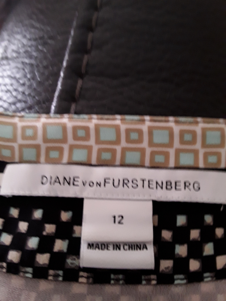 Diane von Furstenberg Kleid mit Schmuckapplikationen