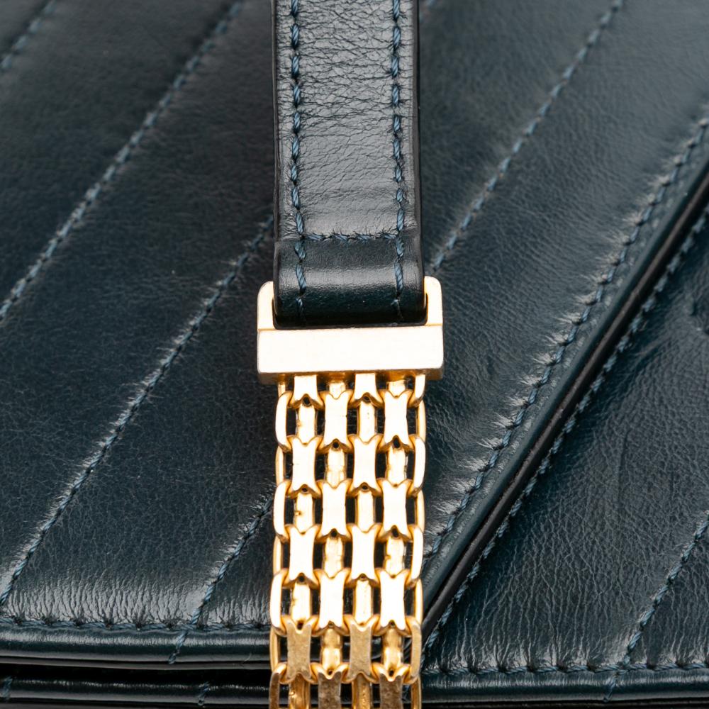 Chanel B Chanel Green Dark Green Calf Leather CC Chevron skin Medal Flap Italy