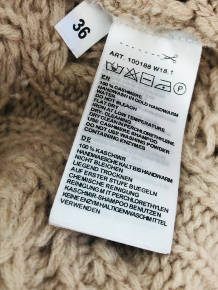 Repeat Strickjacke mit Zopfmuster Silver Edition