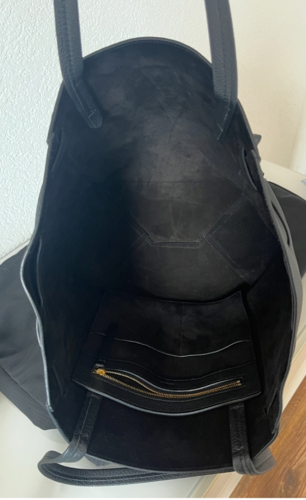 Celine Cabas Phantom