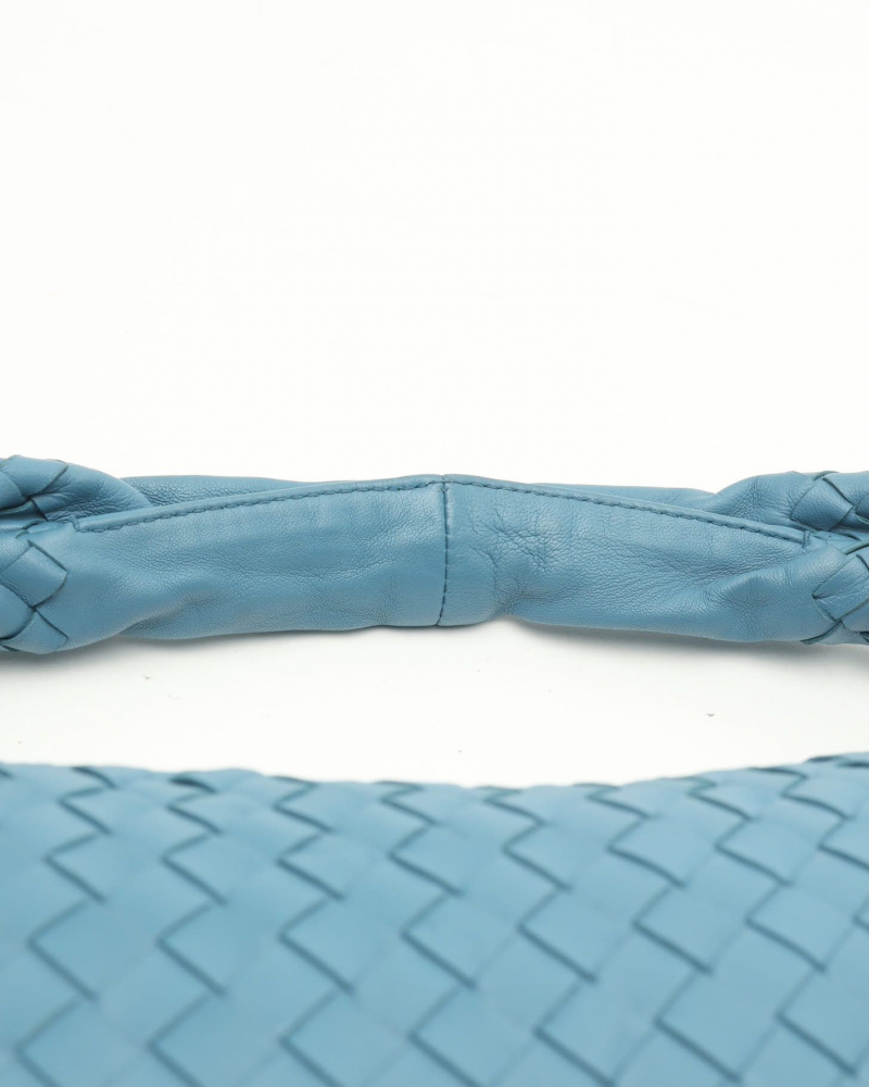 Bottega Veneta Medium Intrecciato Hobo Bag