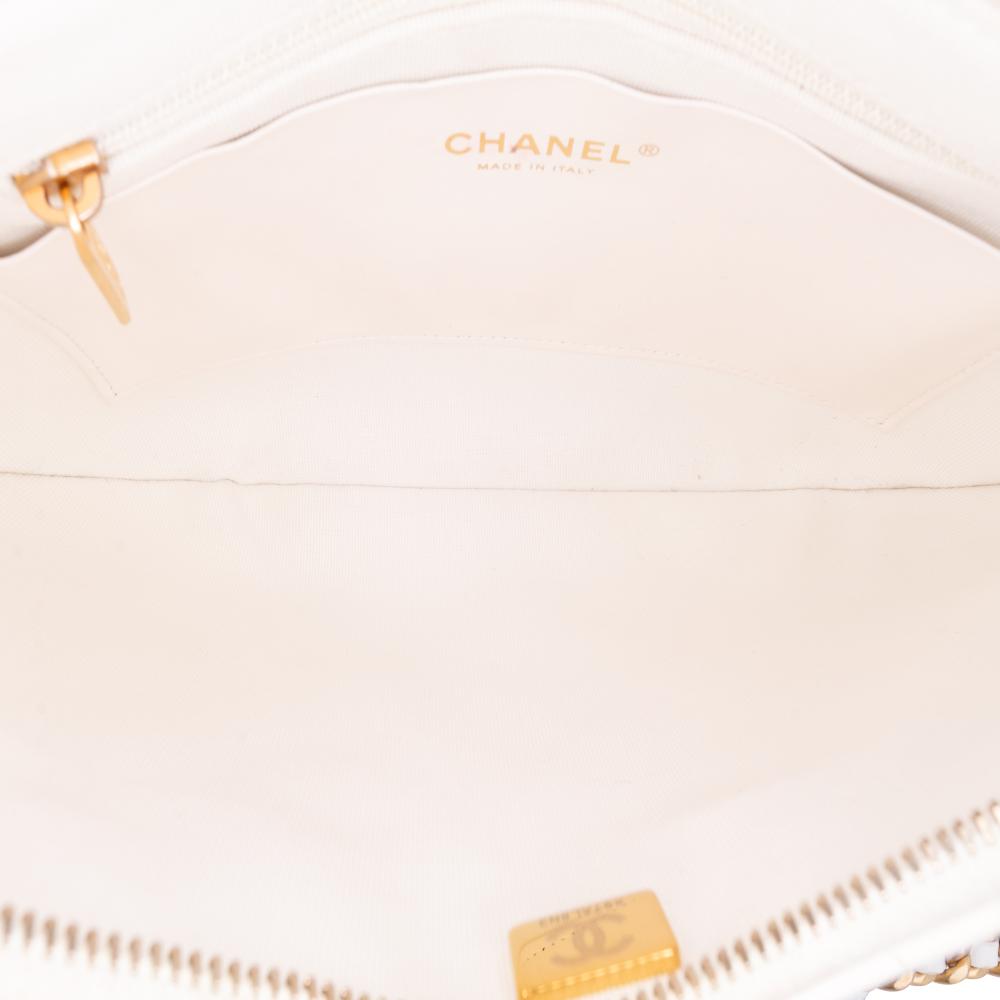 Chanel White Large Shiny Crumpled Quilted Lambskin Trendy Chain Around Hobo Italy