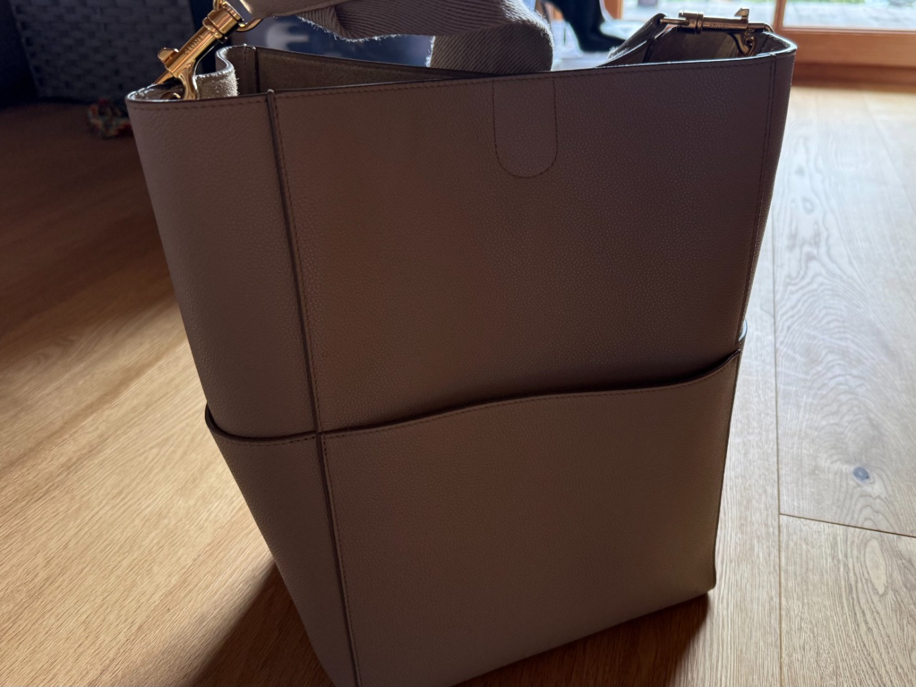 Celine Seau Sangle, taupe