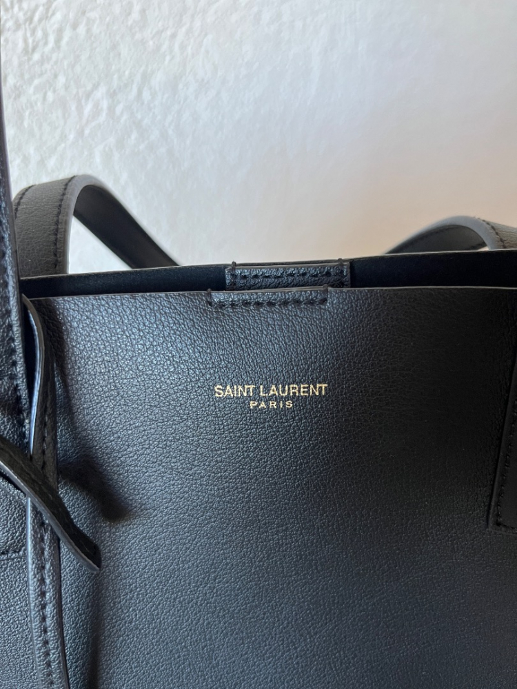 Saint Laurent Jouet d'achat