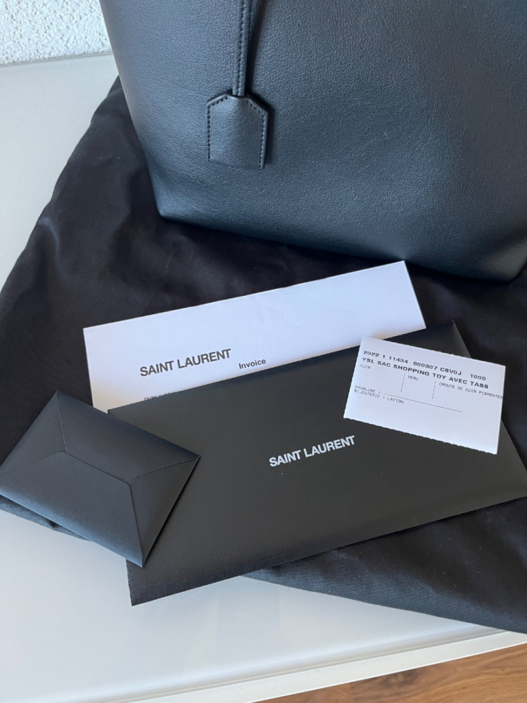 Saint Laurent Jouet d'achat