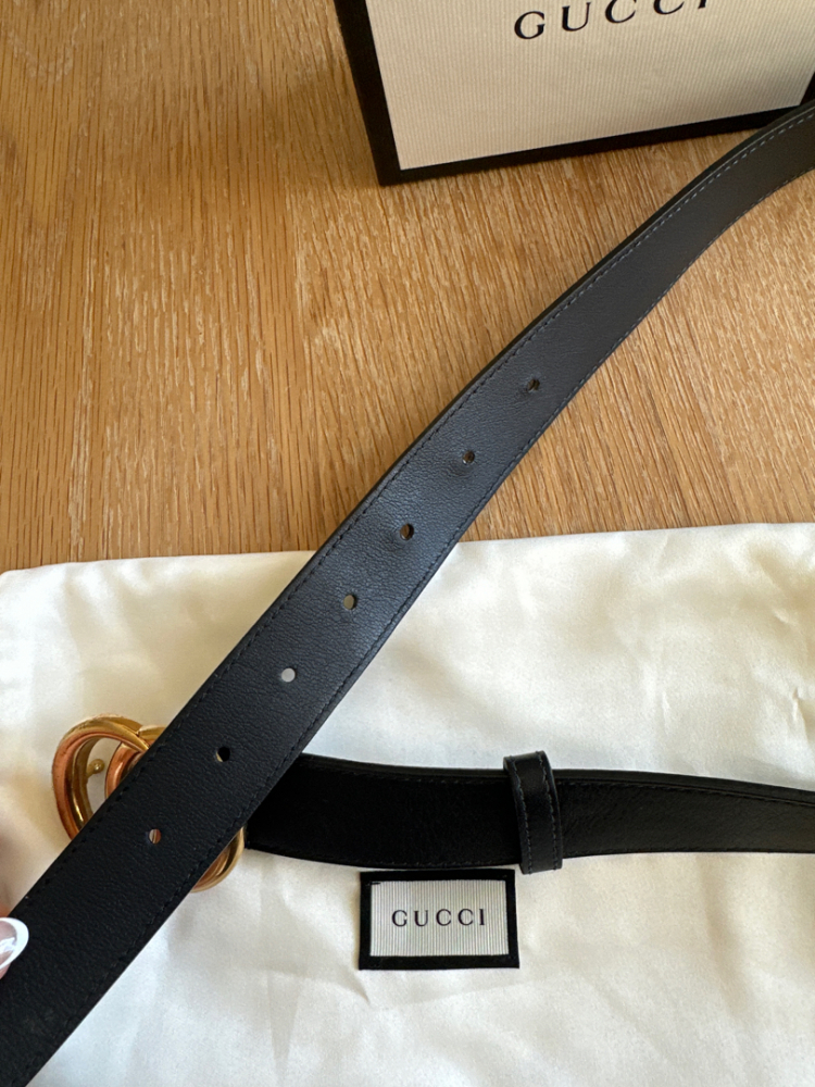 Gucci Schmaler Gürtel GG Marmont