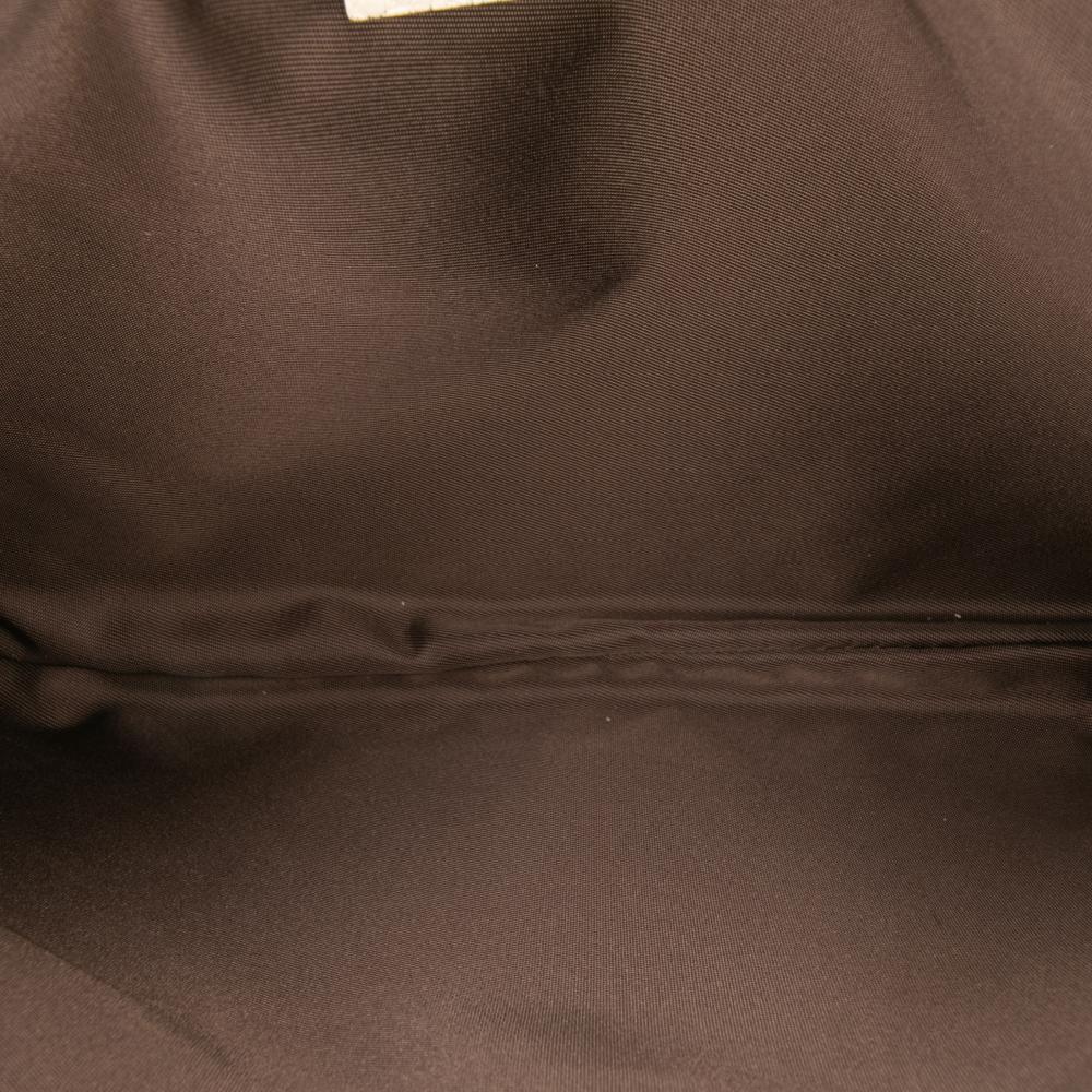 Gucci AB Gucci White Ivory Calf Leather Blind For Love Clutch Italy