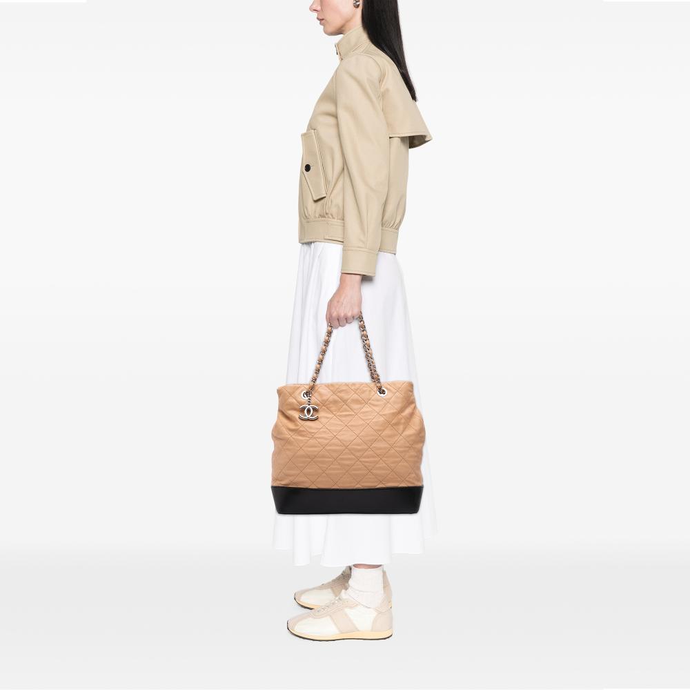 Chanel B Chanel Brown Nude Calf Leather Large Quilted Iridescent skin VIP Tote Italy