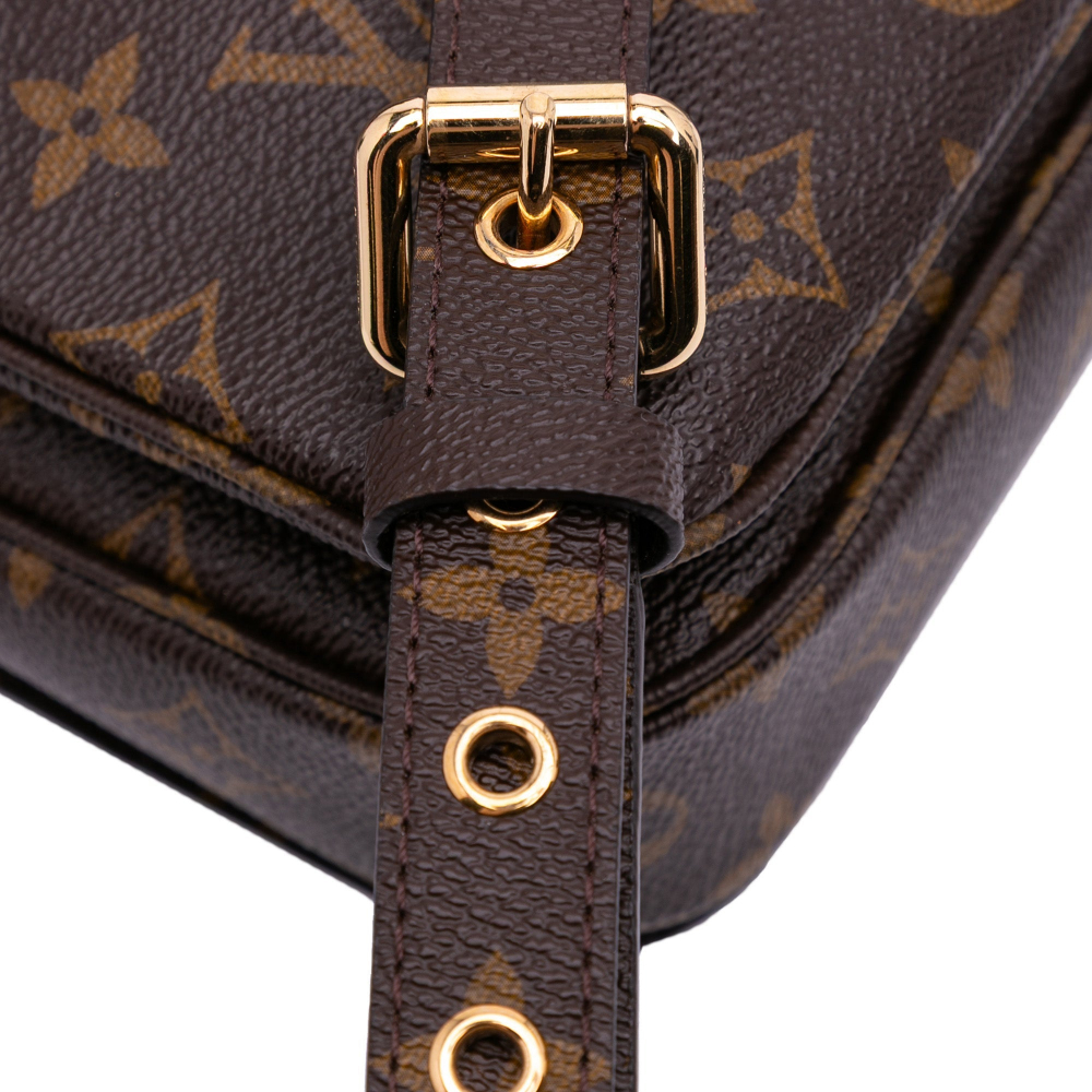 Louis Vuitton Pochette Métis Canvas Flap Crossbody Brown