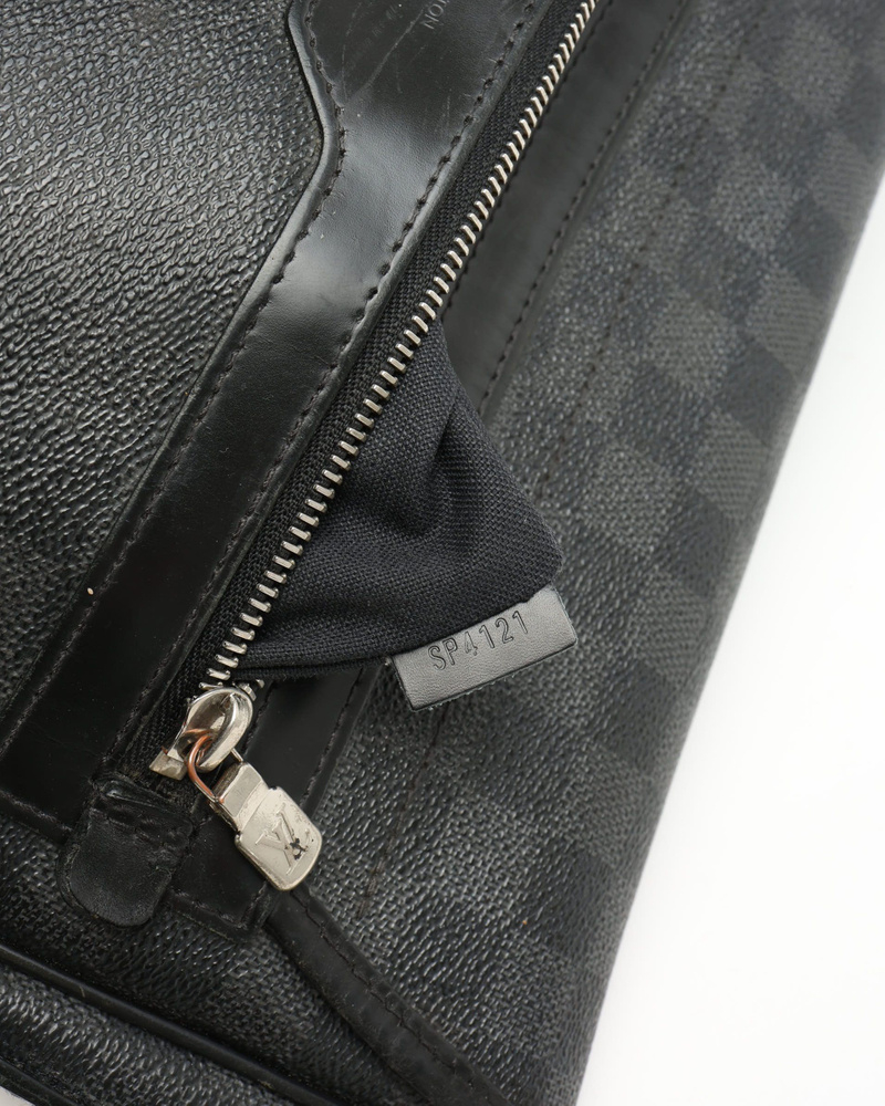 Louis Vuitton Damier Graphite Daniel MM Shoulder Bag