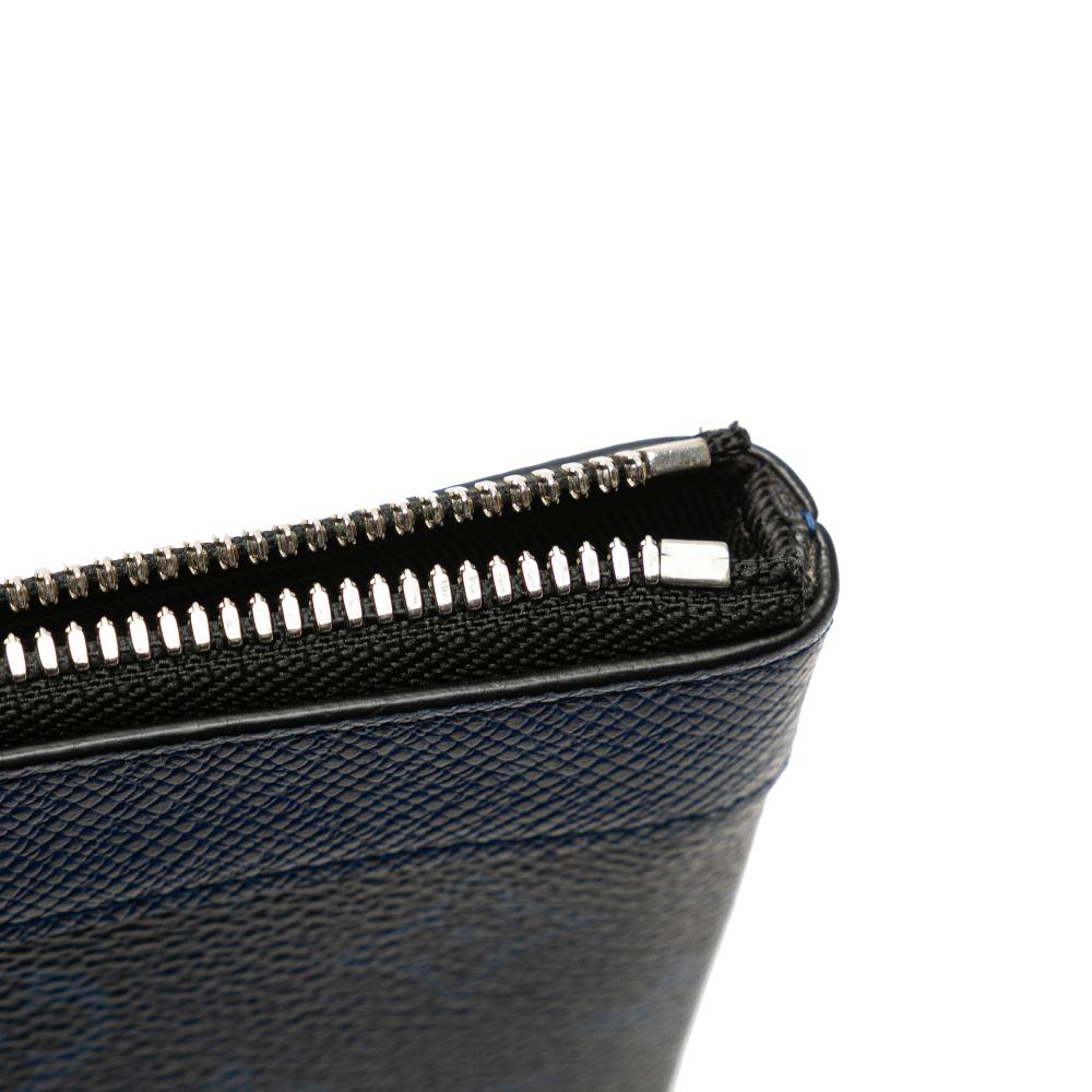 Louis Vuitton AB Louis Vuitton Blue Monogram Canvas Canvas Monogram Taigarama Pochette Discovery PM France