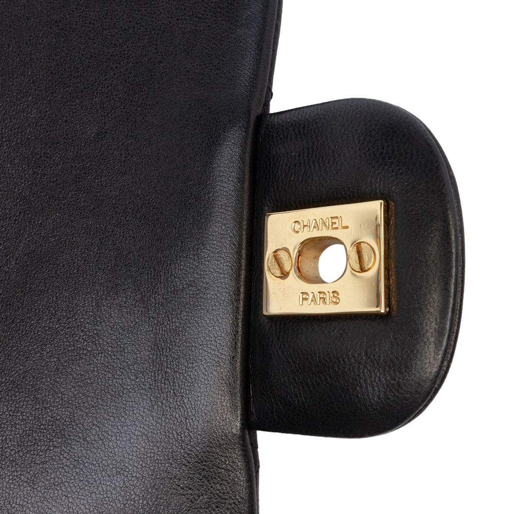 Chanel Vintage Classic Double Flap Medium Lambskin Leather Matelassè Shoulder Bag Black