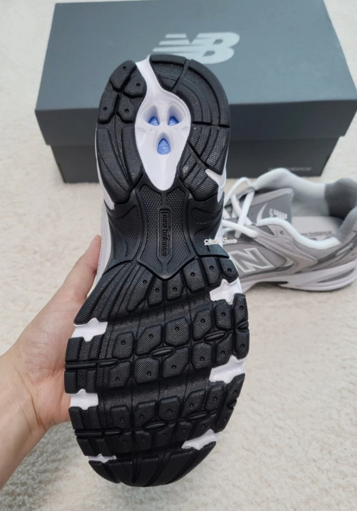 New Balance MR530 UNISEX - Sneaker low - grey matter