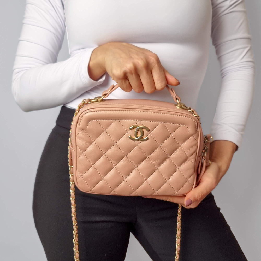 Chanel Vanity Case Small Quilted Lambskin Leather 2-Ways Camera Bag Pink