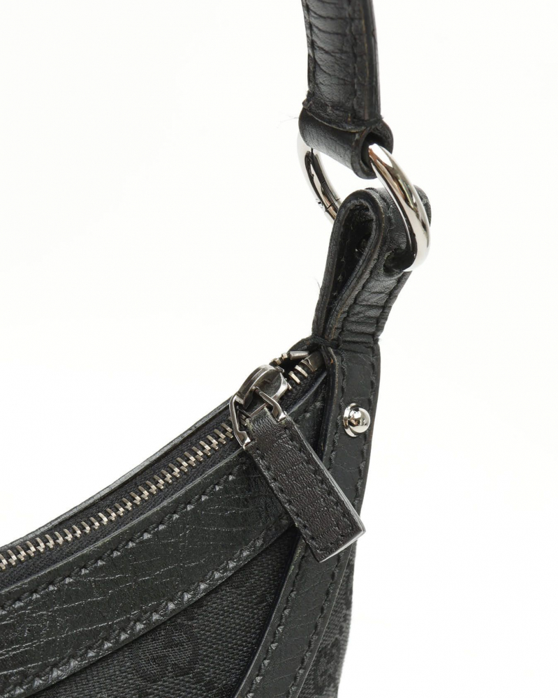 Gucci GG Horsebit Shoulder Bag