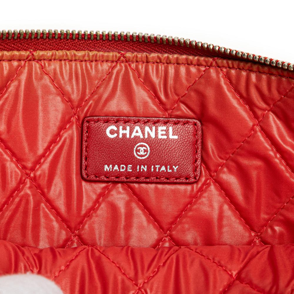 Chanel B Chanel Red Lambskin Leather Leather Medium Quilted Lambskin O Case Clutch Italy