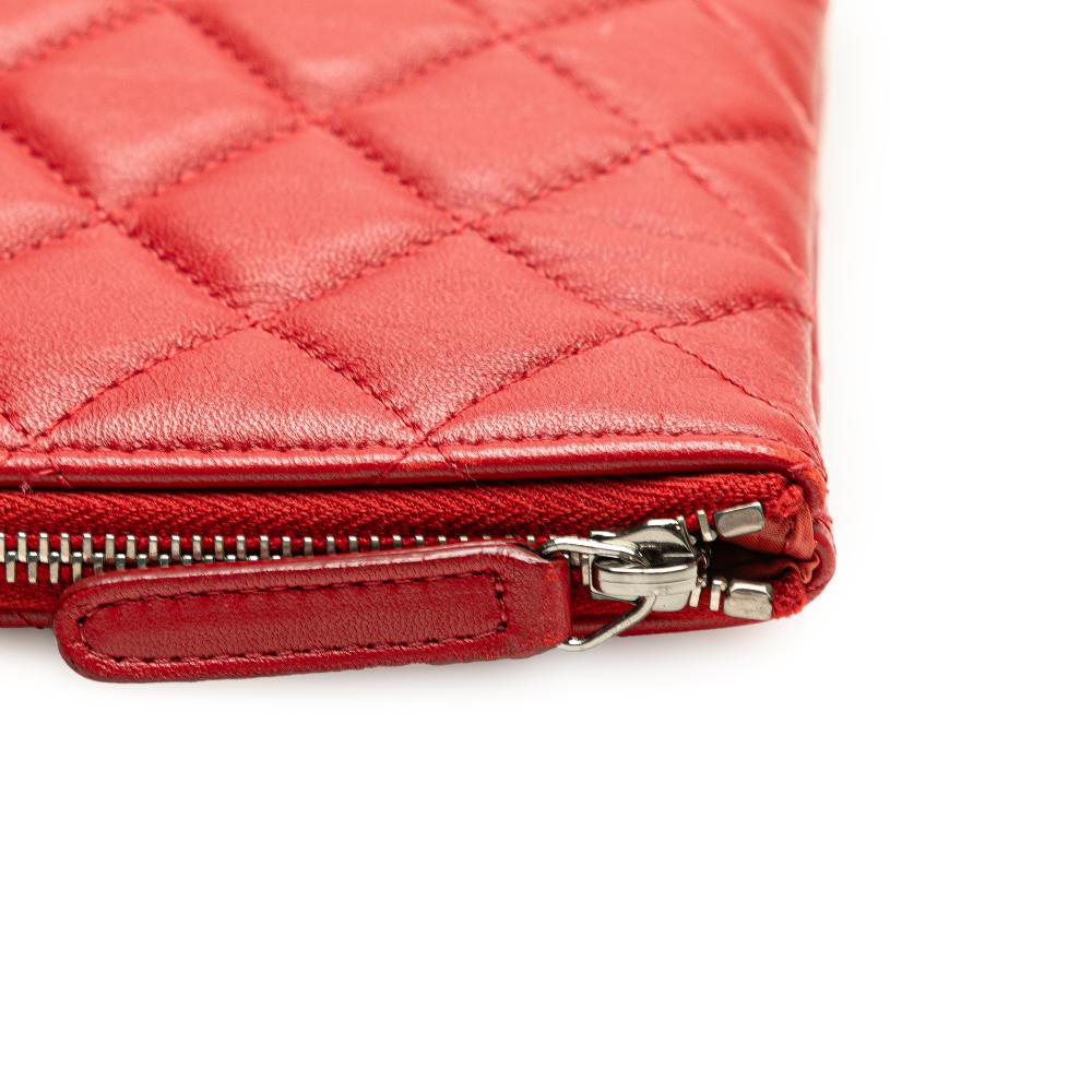 Chanel B Chanel Red Lambskin Leather Leather Medium Quilted Lambskin O Case Clutch Italy