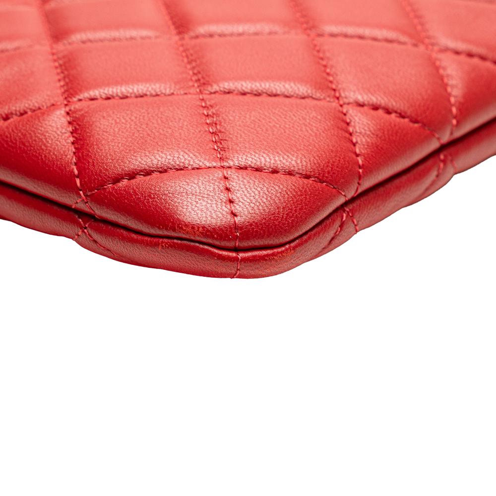Chanel B Chanel Red Lambskin Leather Leather Medium Quilted Lambskin O Case Clutch Italy