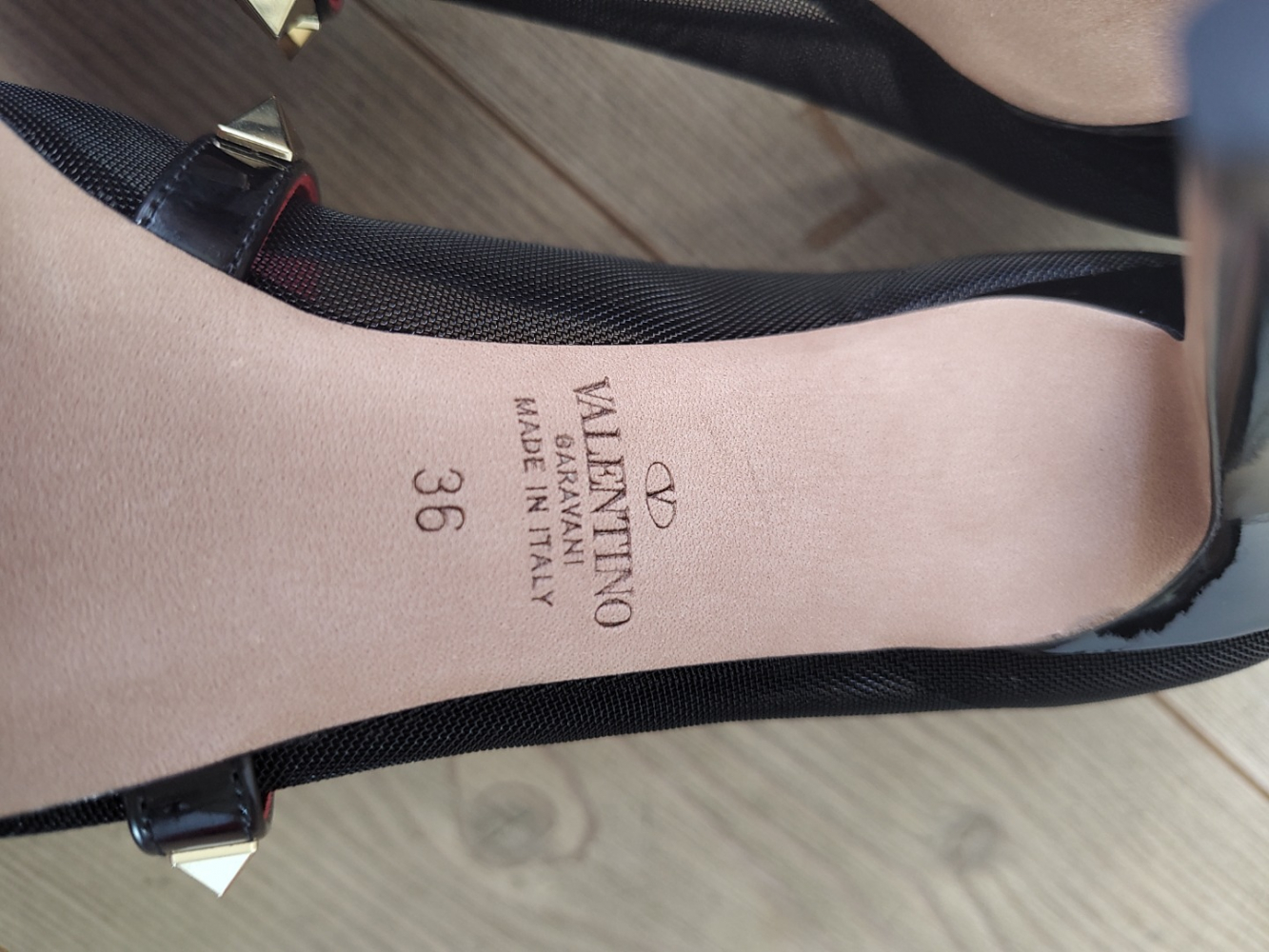 Valentino Pompes en alcôve