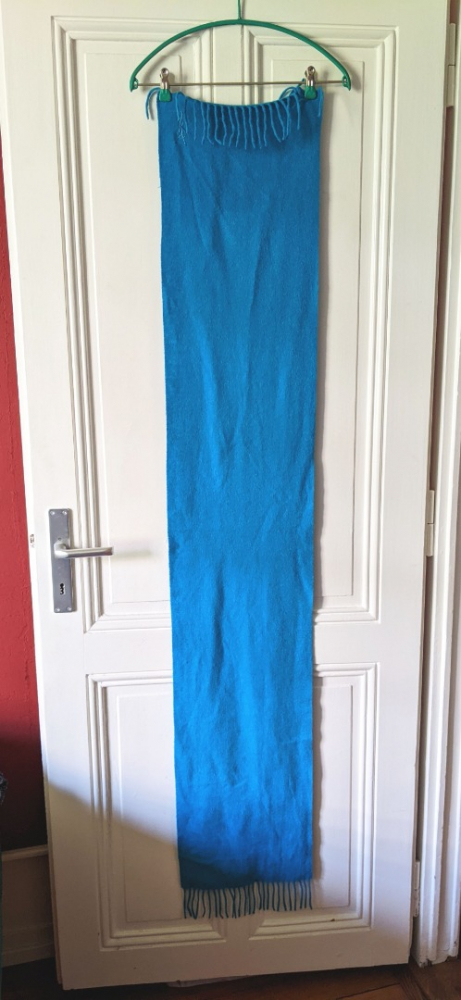 Yves Saint Laurent Echarpe vintage en laine turquoise