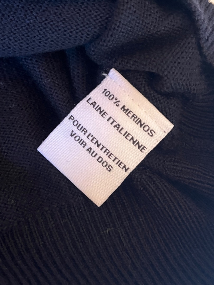 Alberto Bini V-Kragen