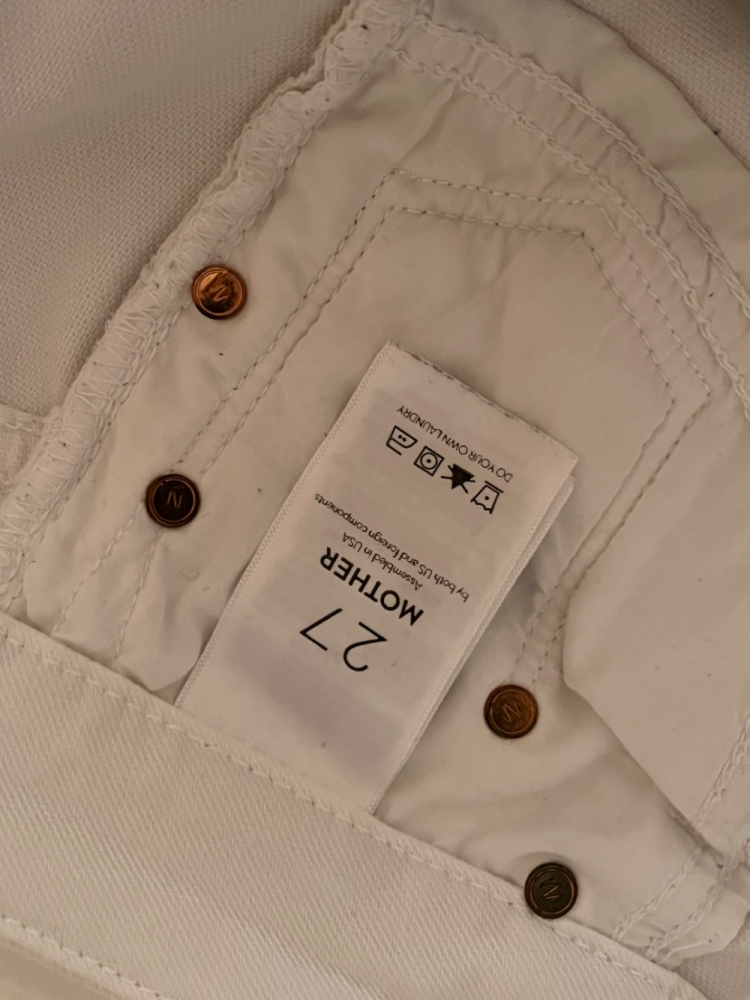 Mother The looker crop