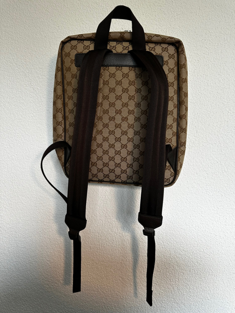 Gucci sac à dos rectangulaire avec poches intérieures