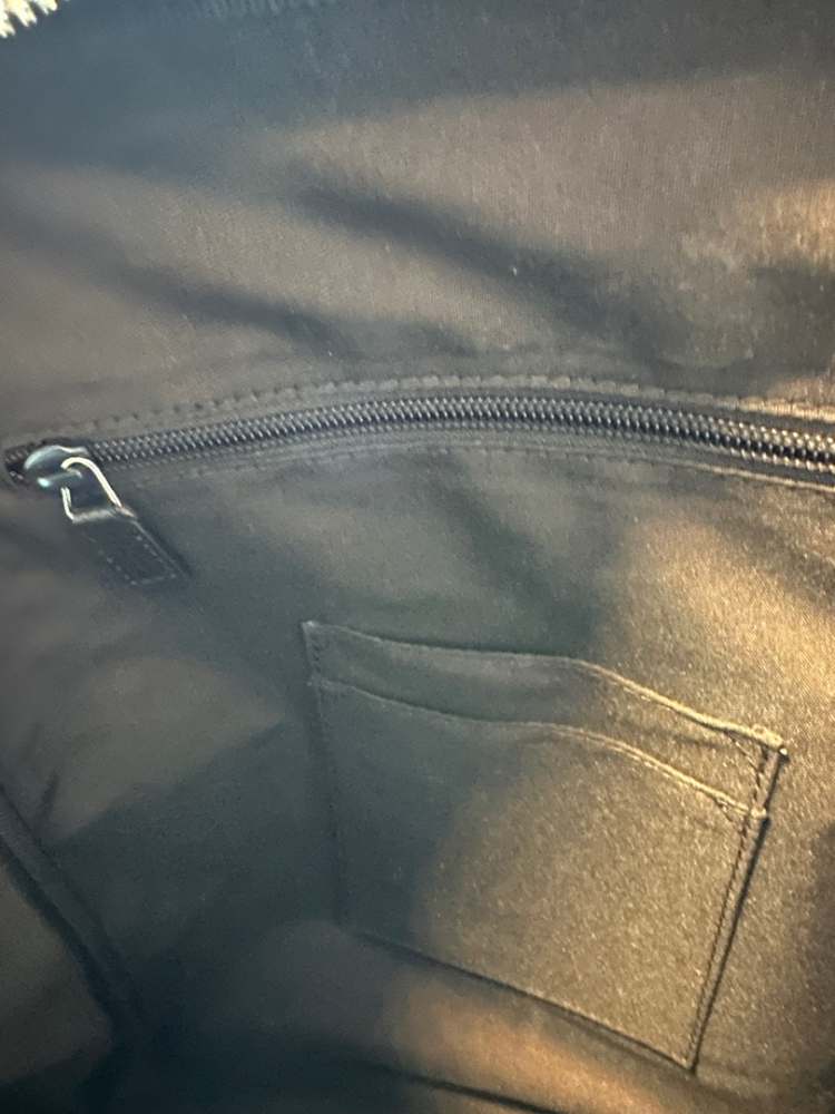 Gucci sac à dos rectangulaire avec poches intérieures