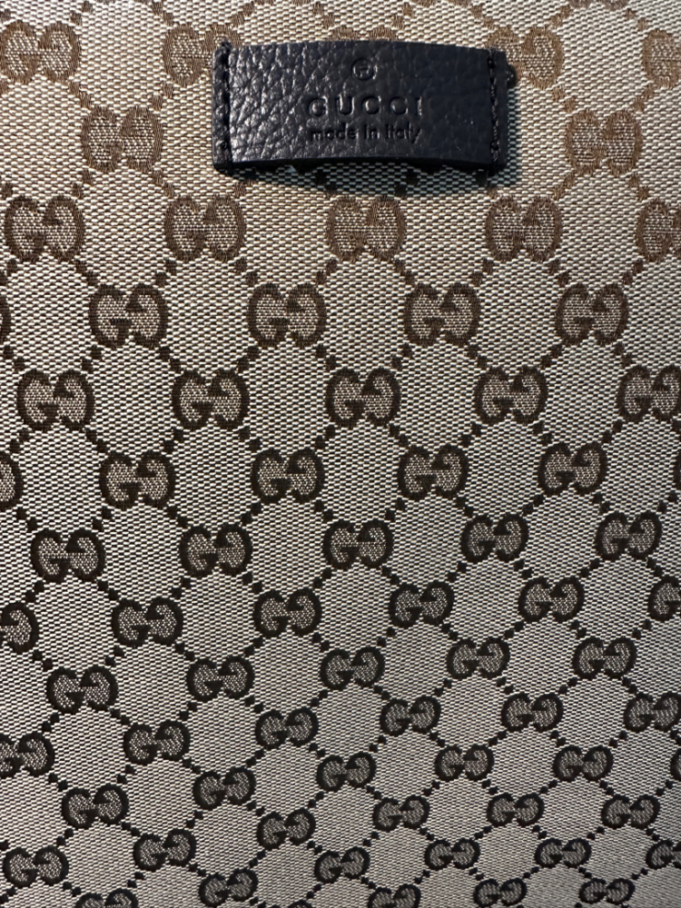 Gucci sac à dos rectangulaire avec poches intérieures