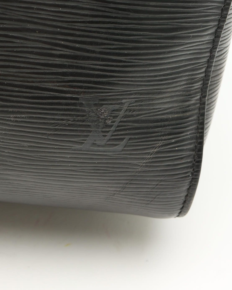 Louis Vuitton EPI Speedy 35 Bag