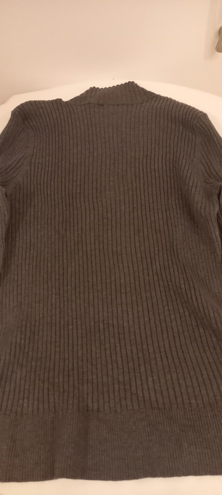 DKNY Col roulé  manches courtes