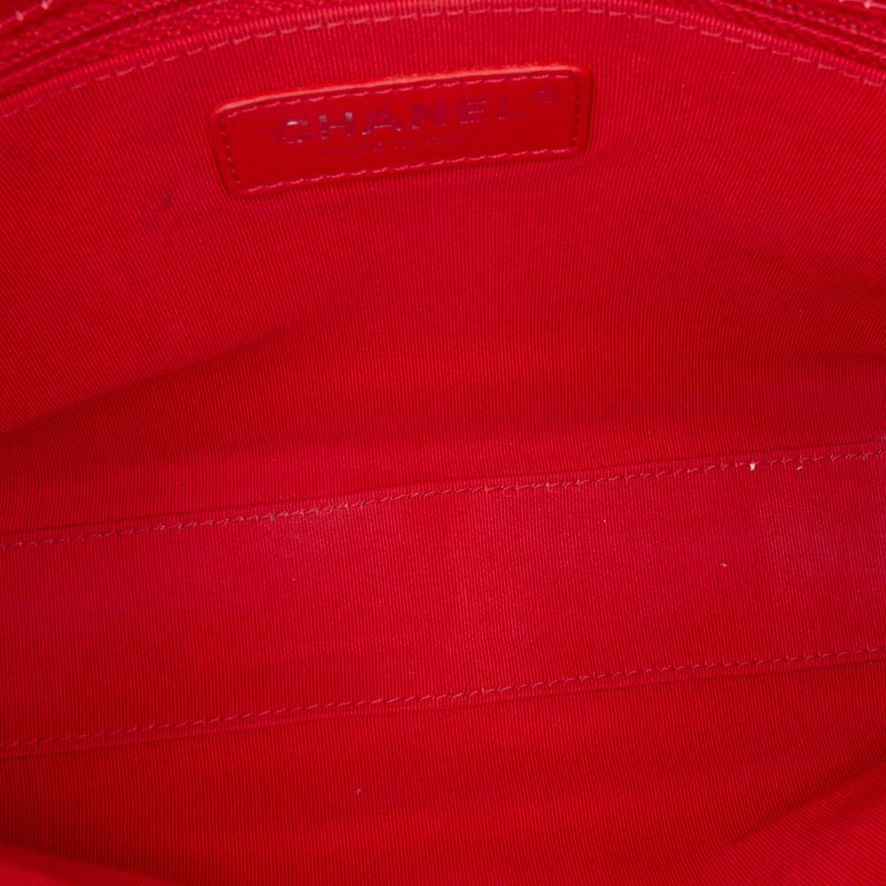Chanel B Chanel Red Calf Leather CC Quilted Crumpled skin and Grosgrain Flap Italy