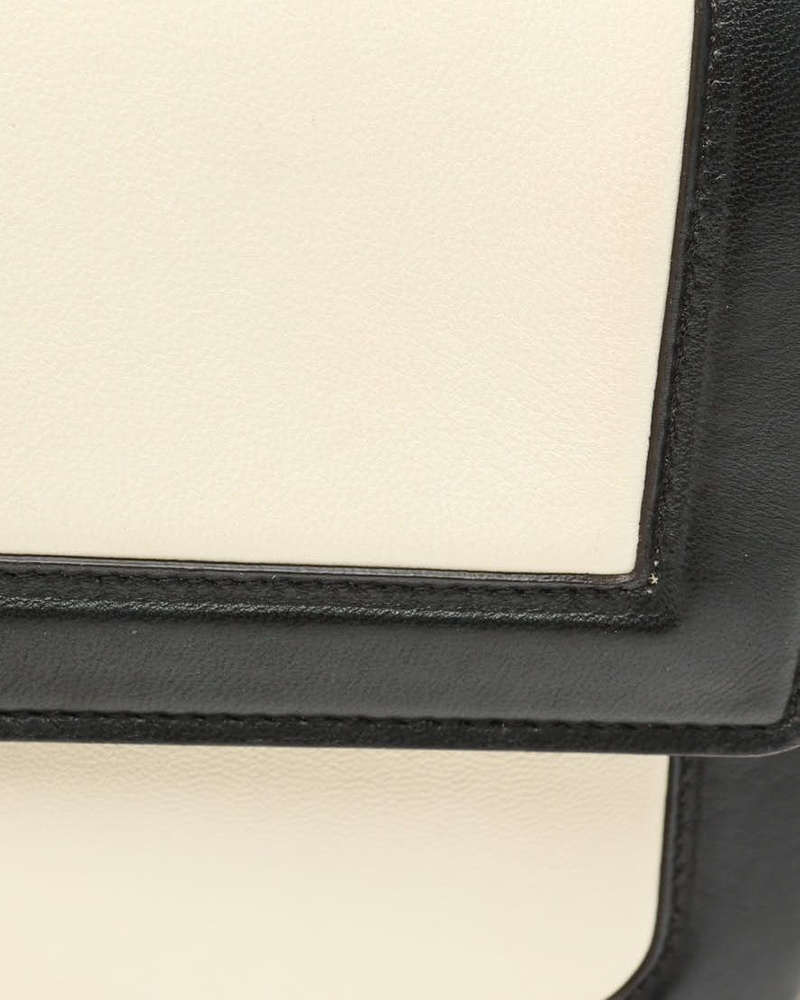 Fendi Medium Chain Baguette Bag