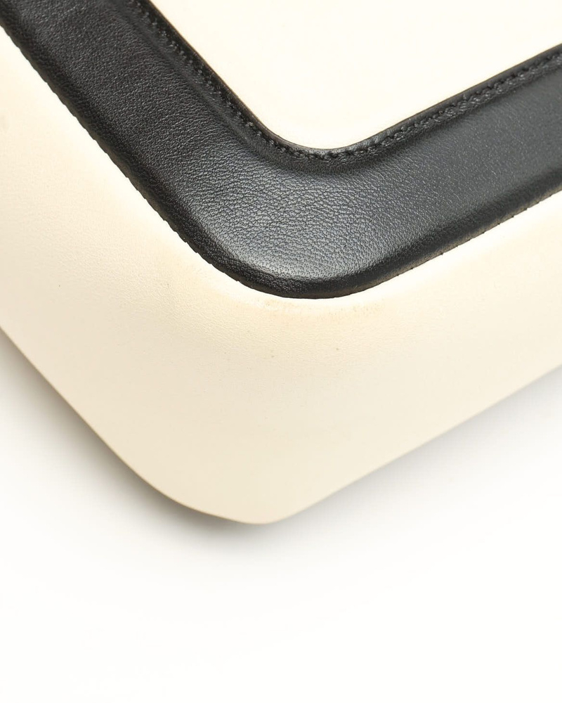 Fendi Medium Chain Baguette Bag