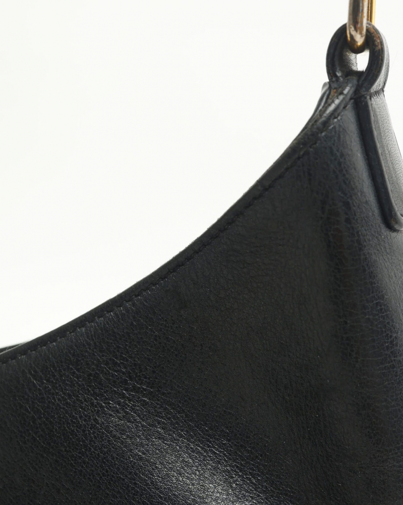Saint Laurent Monogramme Medium Hobo Bag