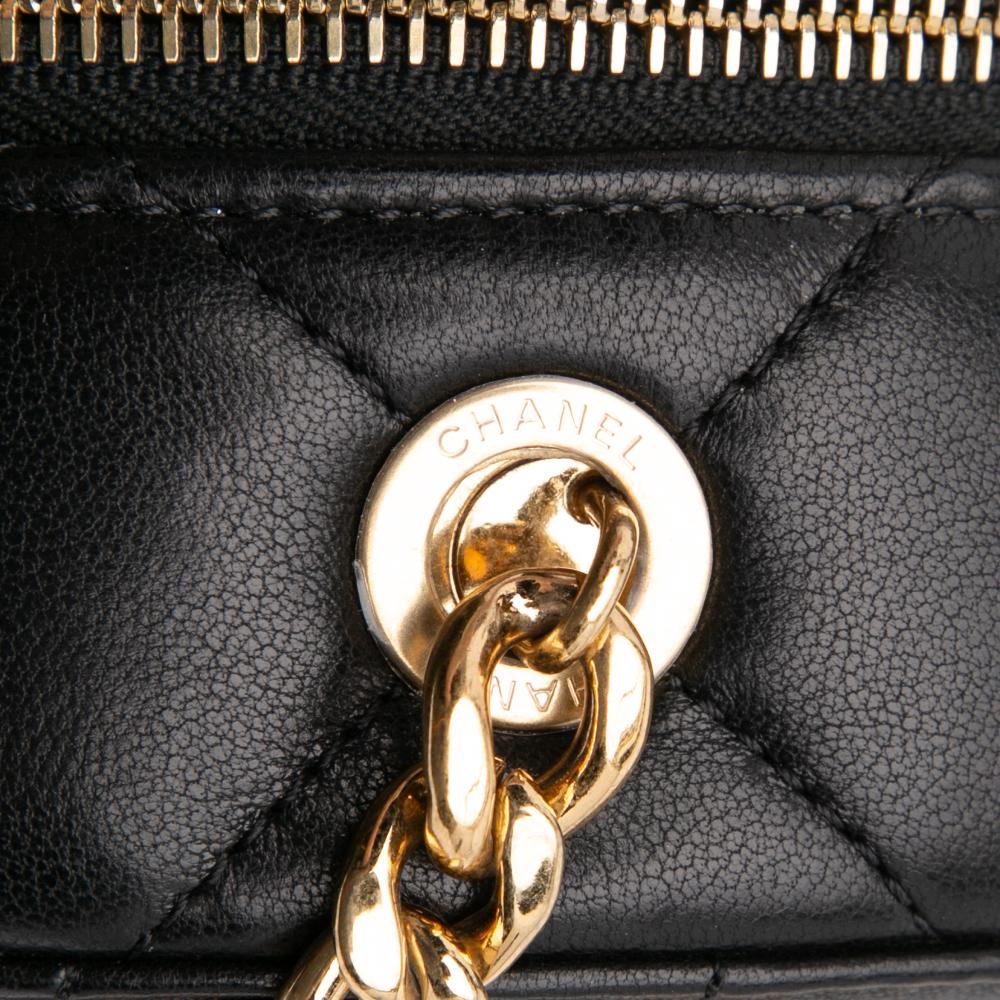 Chanel Black Quilted Lambskin Oval Logo Chain Top Handle Round Clutch on Chain Italy