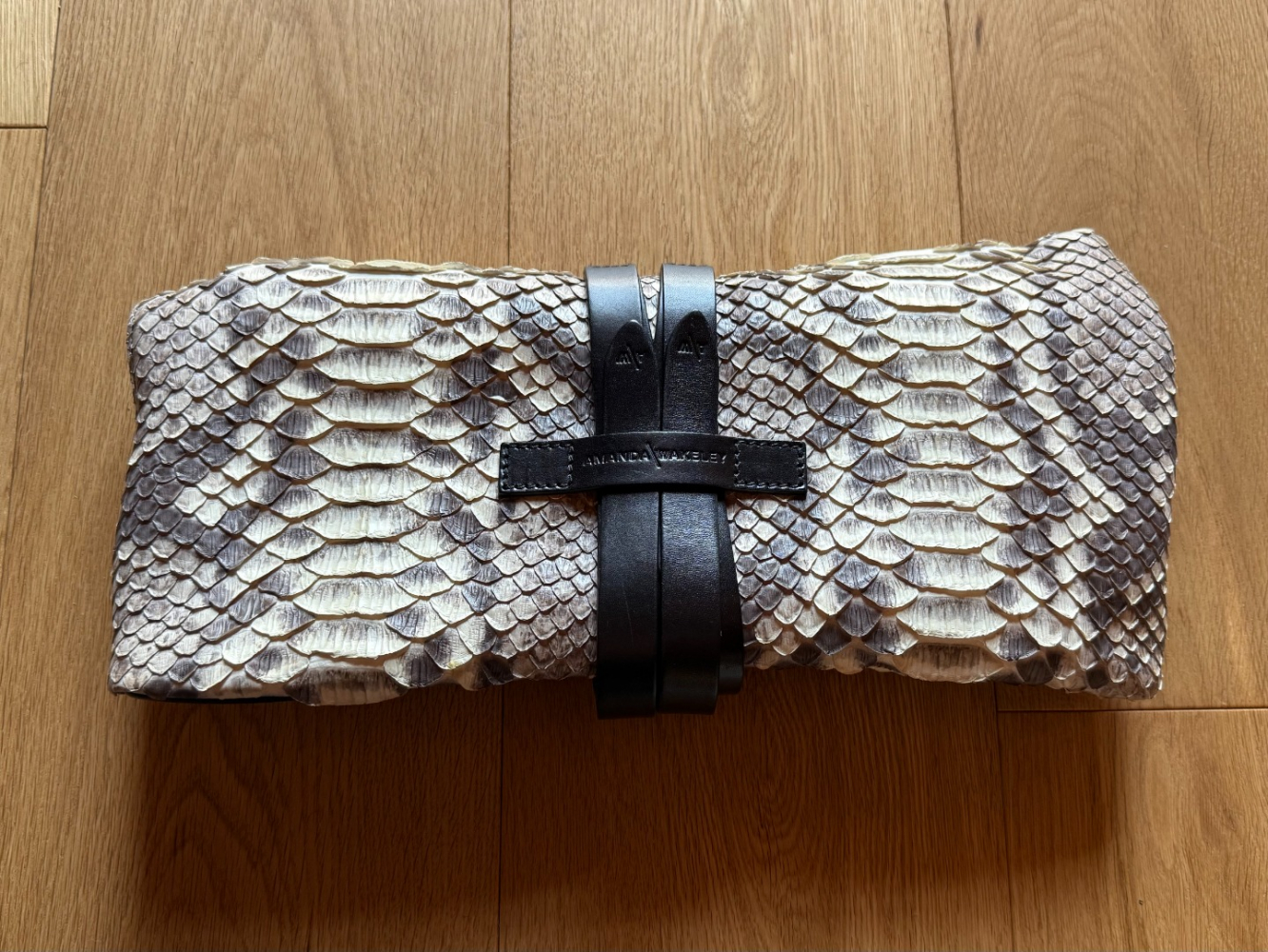 Amanda Wakeley Belle pochette, rare et polyvalente