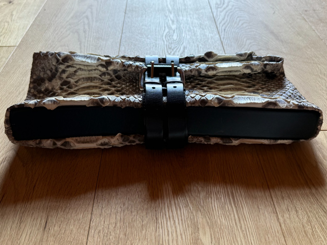 Amanda Wakeley Belle pochette, rare et polyvalente