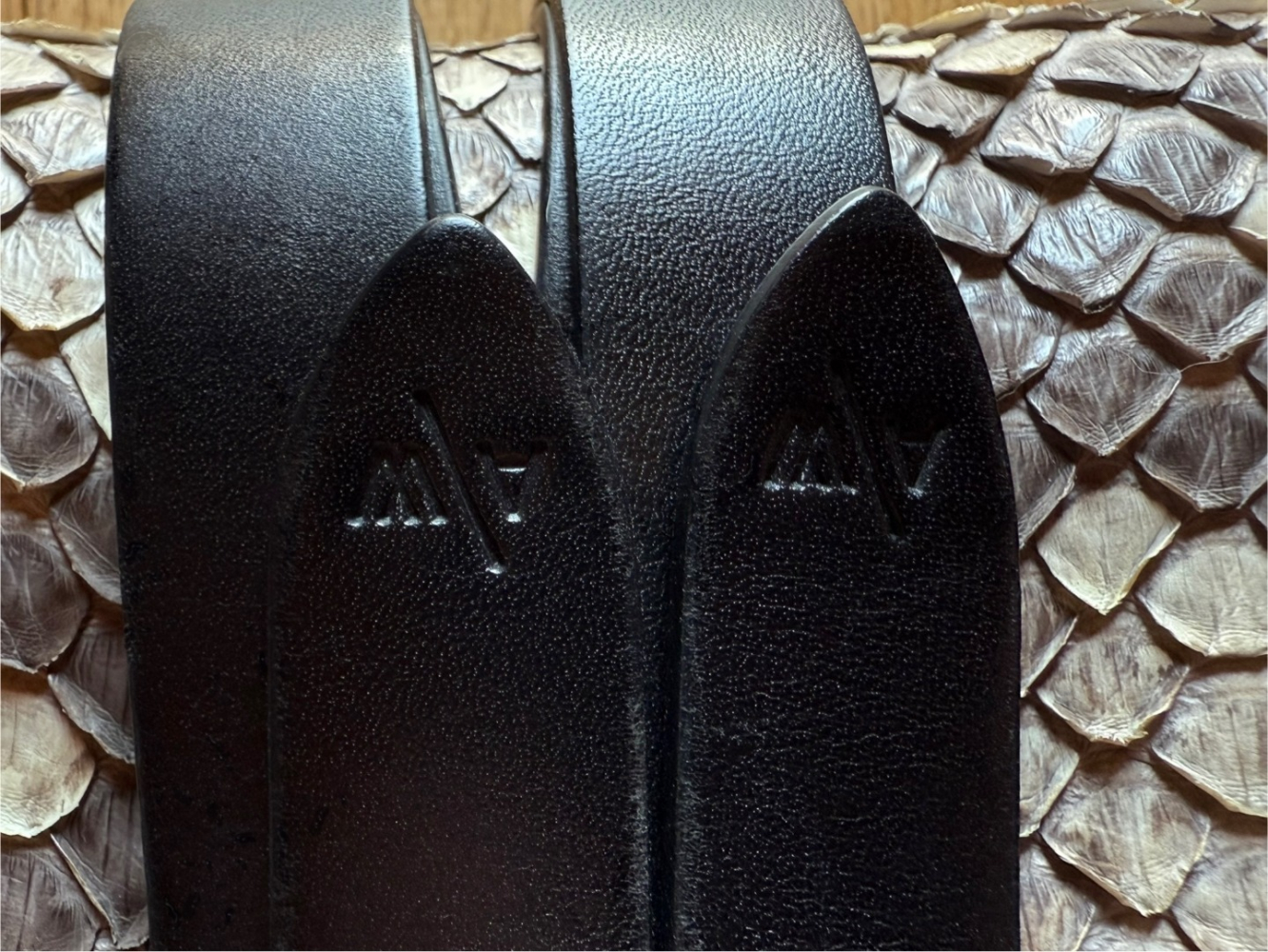 Amanda Wakeley Belle pochette, rare et polyvalente