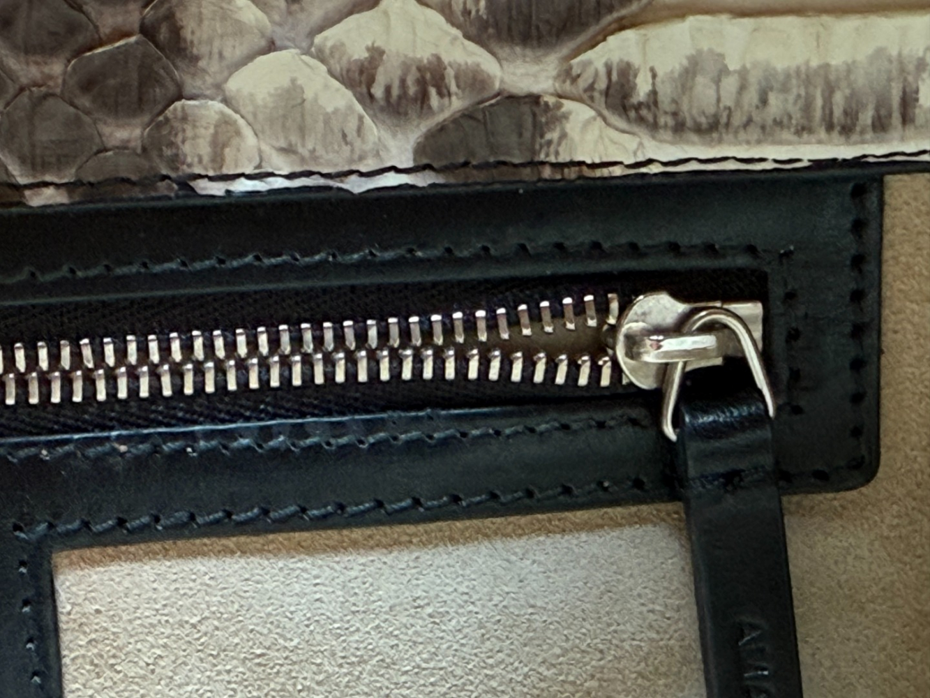 Amanda Wakeley Belle pochette, rare et polyvalente