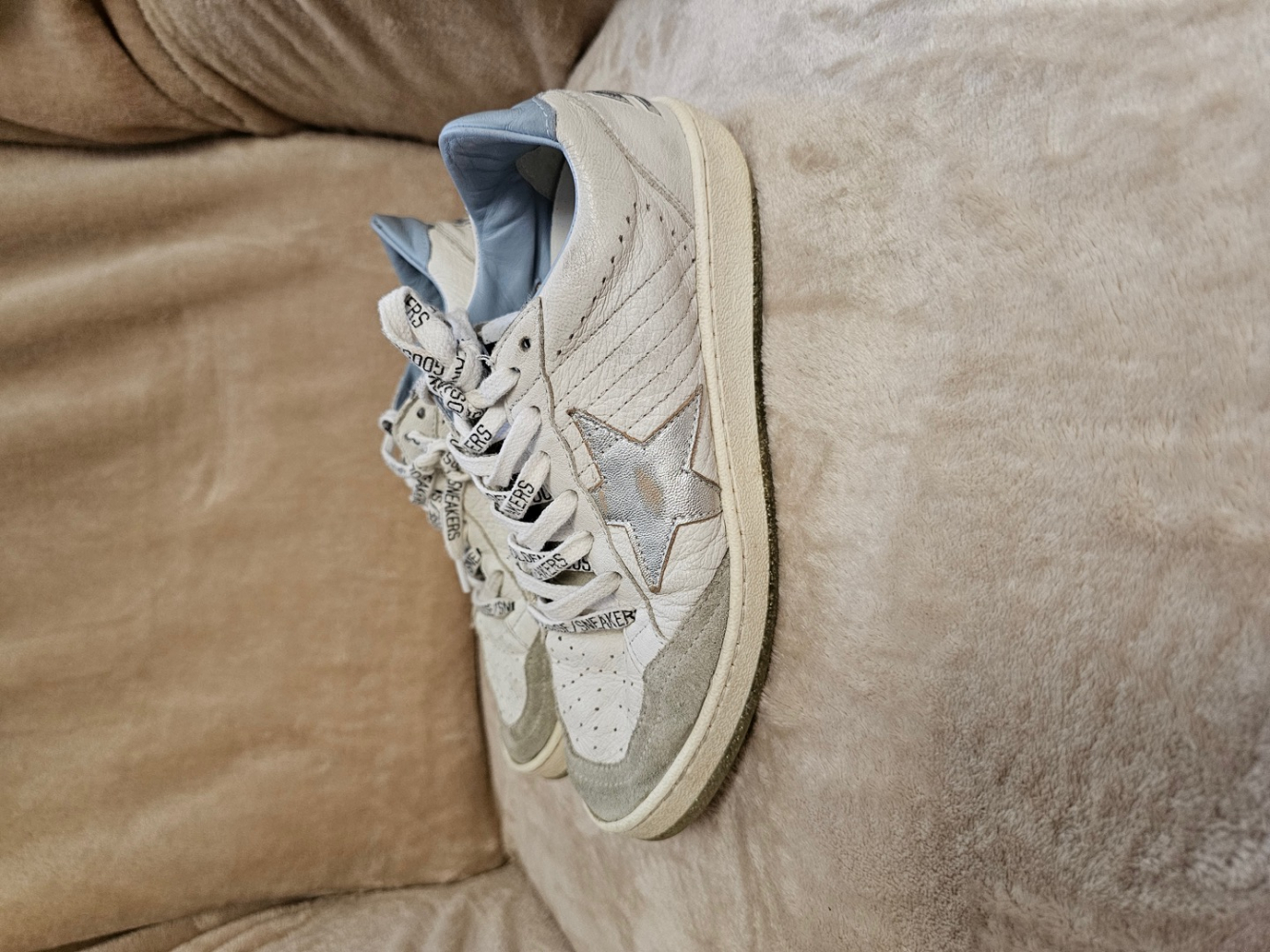 Golden Goose Deluxe Brand GG