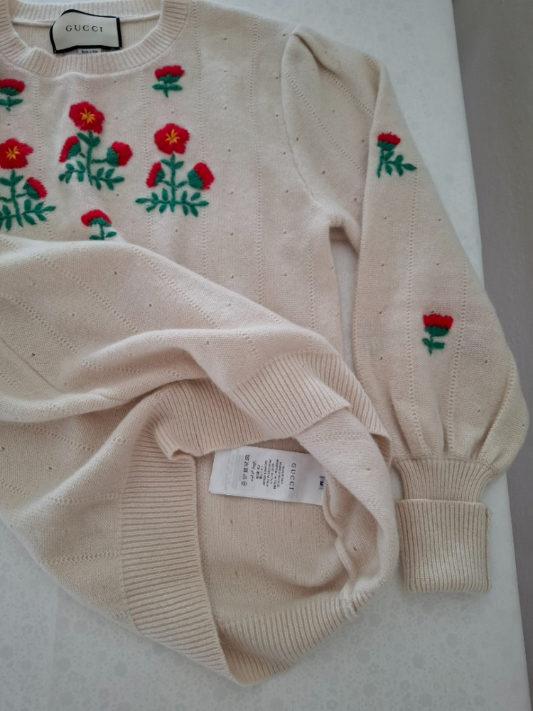 Gucci Luxuriöser Pullover aus bestickter Wolle