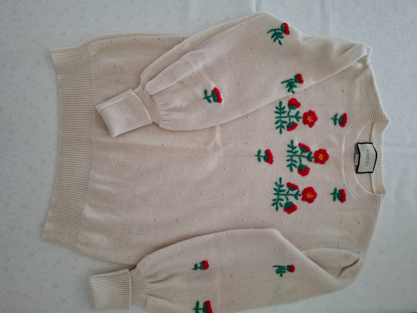 Gucci Luxuriöser Pullover aus bestickter Wolle