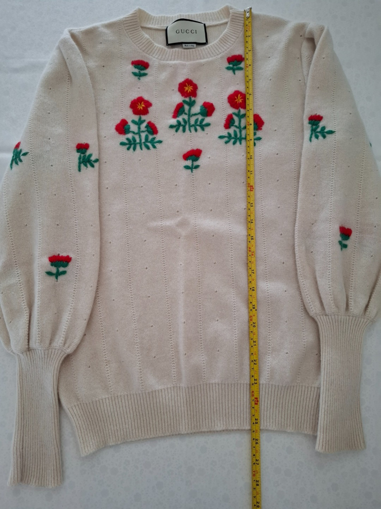 Gucci Luxuriöser Pullover aus bestickter Wolle